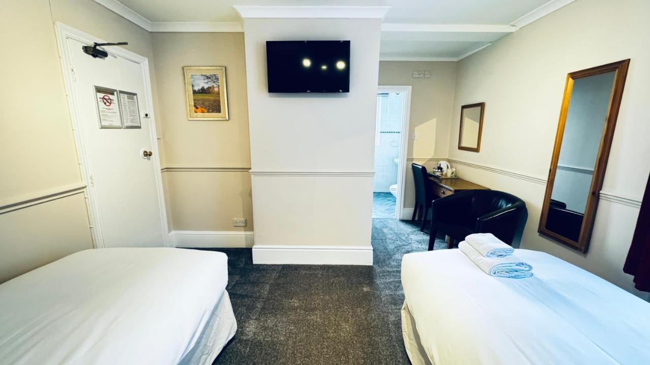 Fairlawns Guest House 밴베리 외부 사진