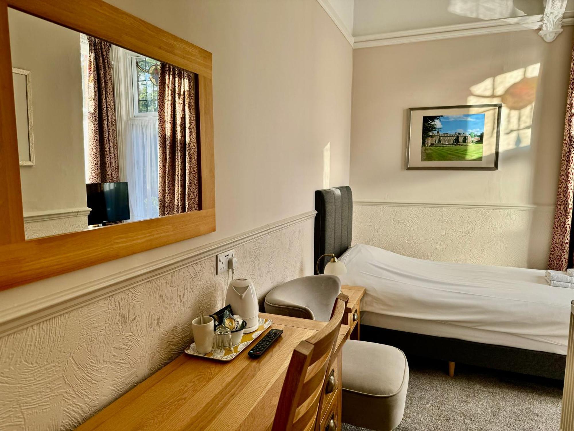 Fairlawns Guest House 밴베리 외부 사진